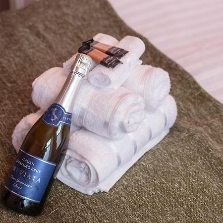 Cute - 1Bd Near Centre - Leith Walk Appartement Edinburgh Buitenkant foto