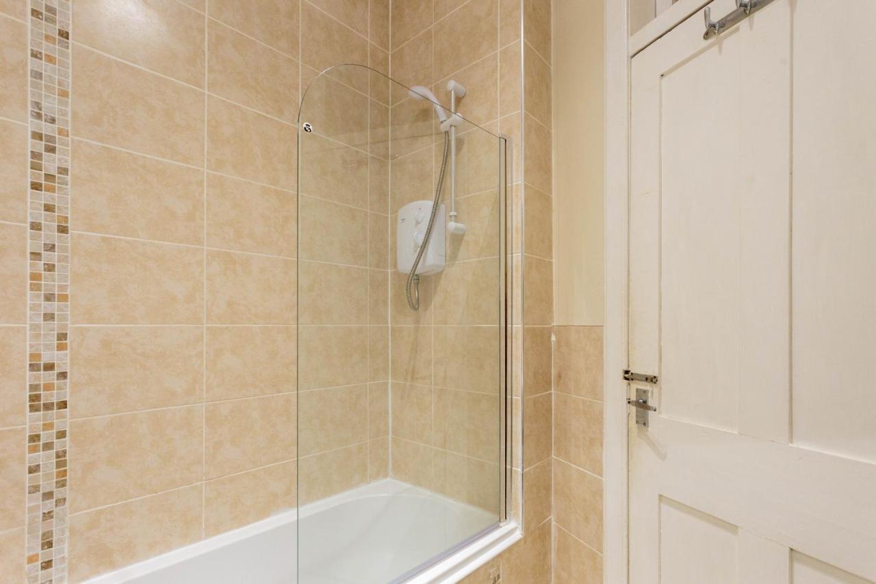 Cute - 1Bd Near Centre - Leith Walk Appartement Edinburgh Buitenkant foto